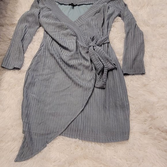 Fashion Nova Mini dress (Wrapping Thing up) - Picture 1 of 5